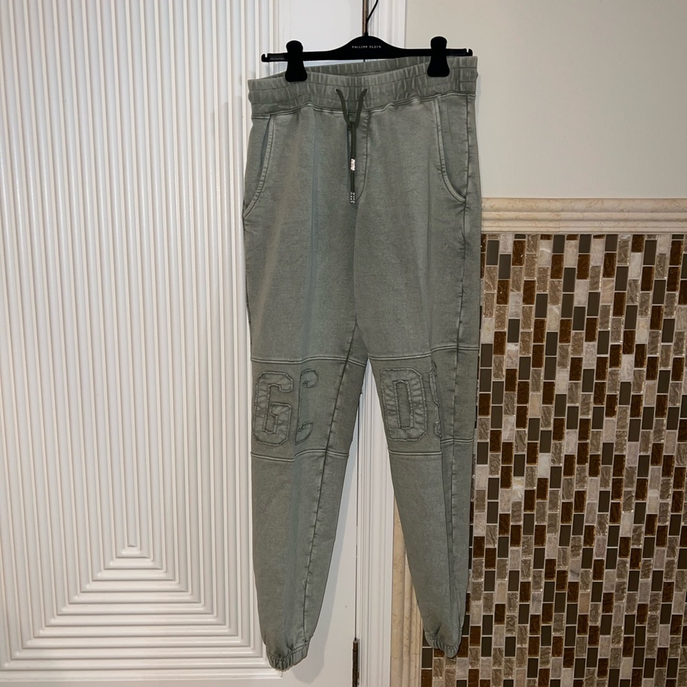 Authentic Men’s GCDS Set - Picture 7 of 12